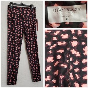 Betsey Johnson High Rise Leggings
